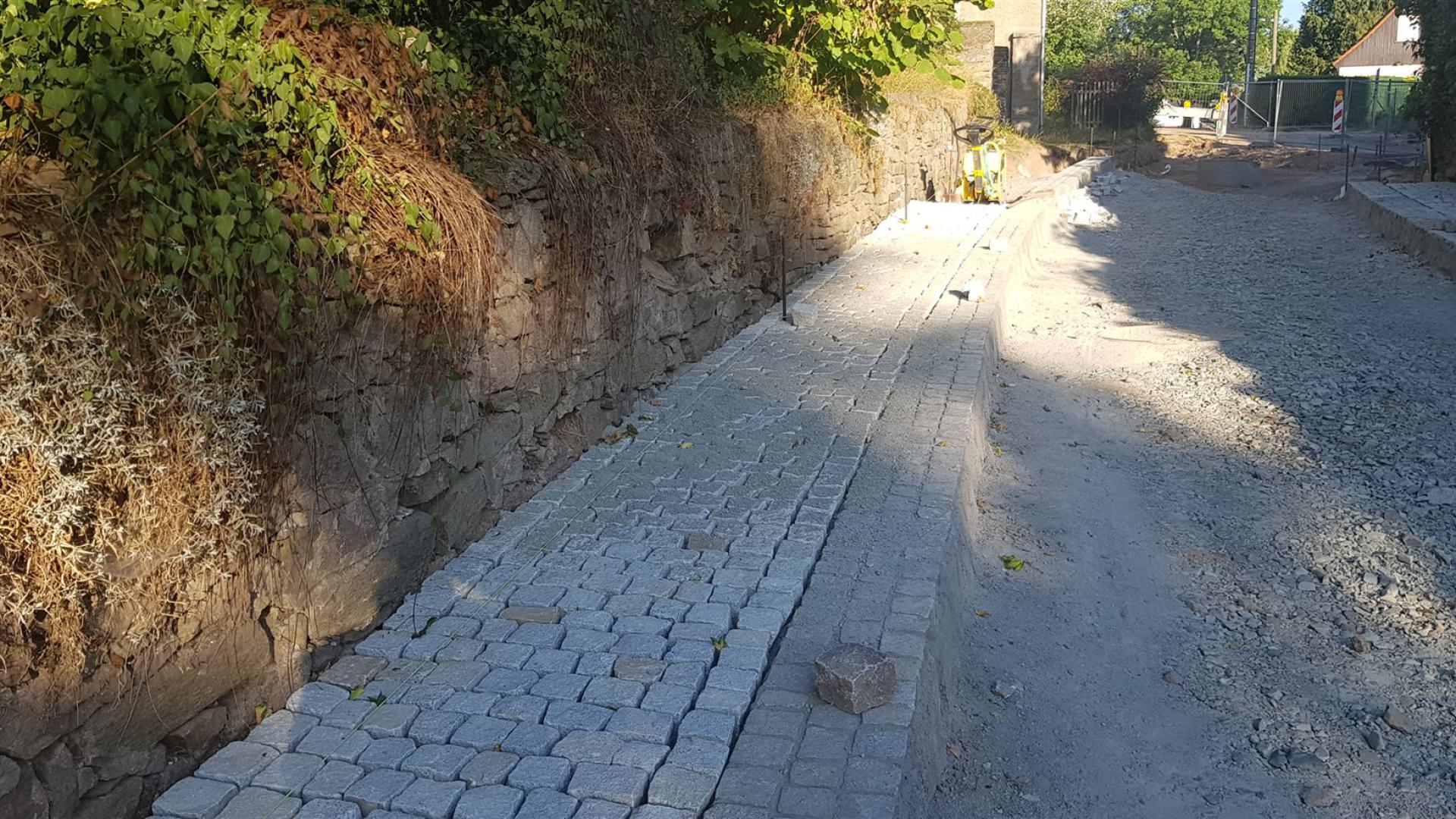 Mischverkehrsfläche als Pflasterfläche ausgeführt